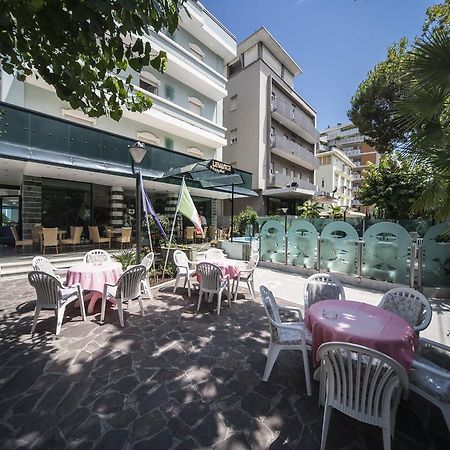 Hotel Levante Rimini Eksteriør bilde