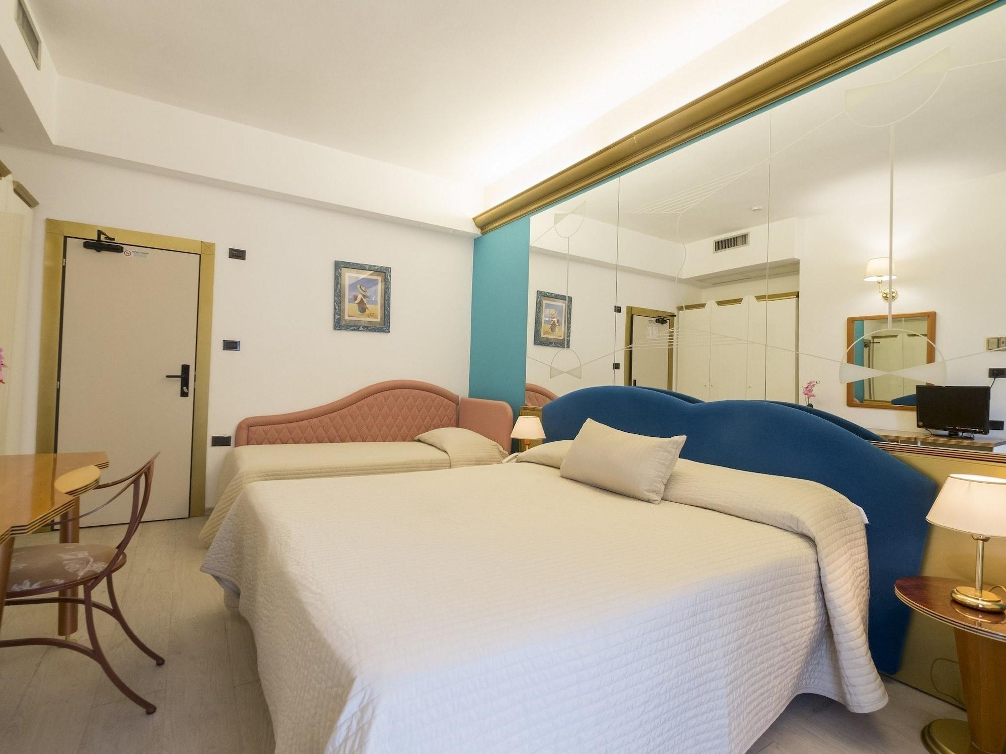 Hotel Levante Rimini Eksteriør bilde