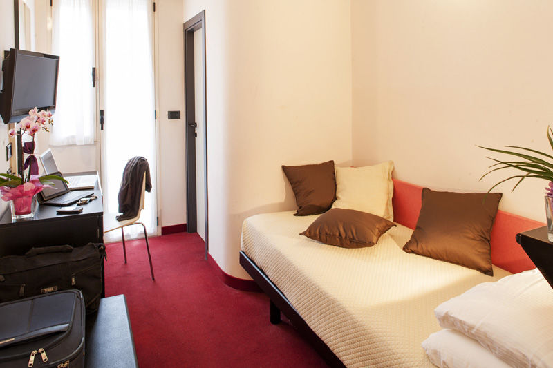 Hotel Levante Rimini Eksteriør bilde