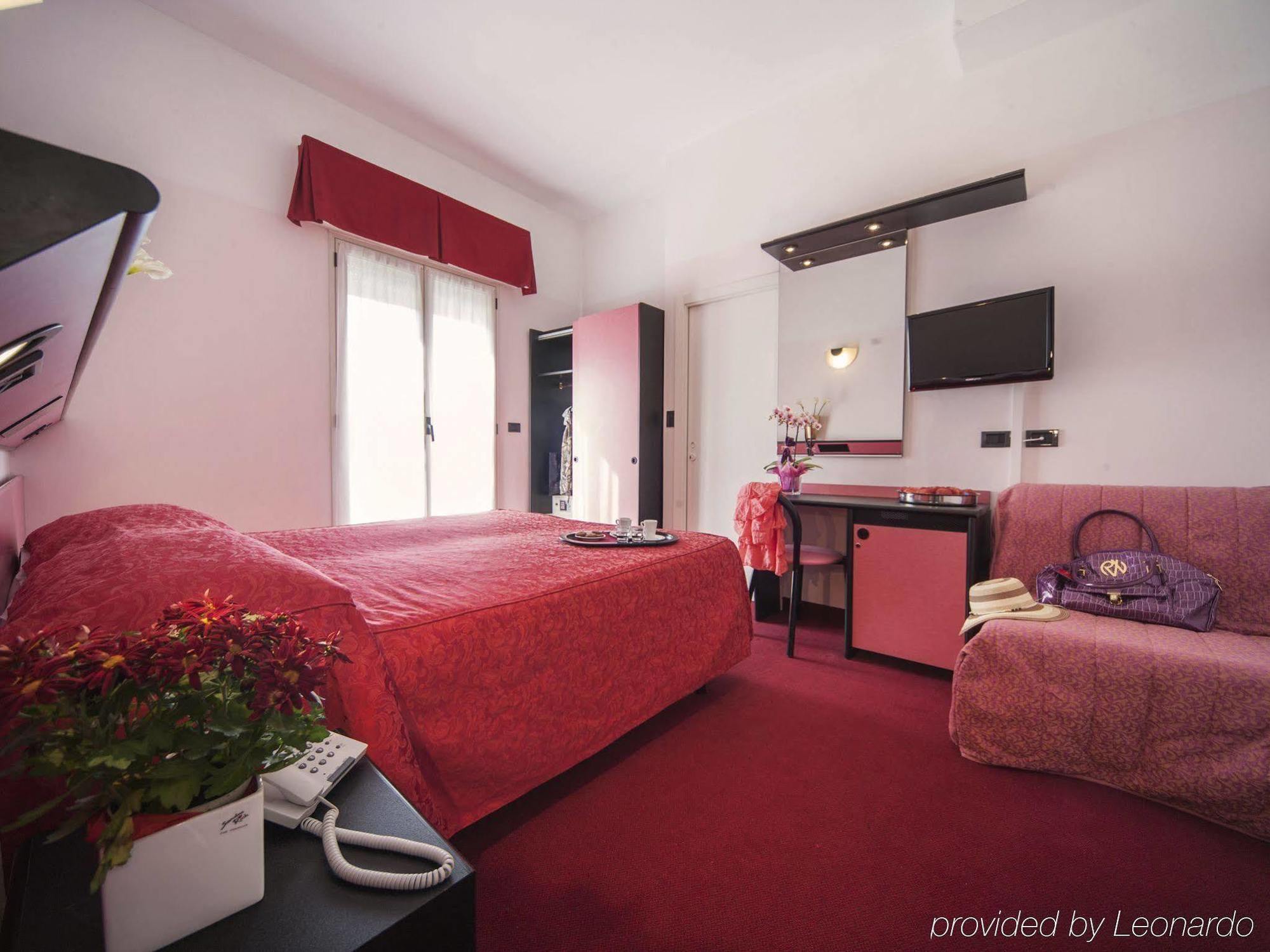 Hotel Levante Rimini Eksteriør bilde