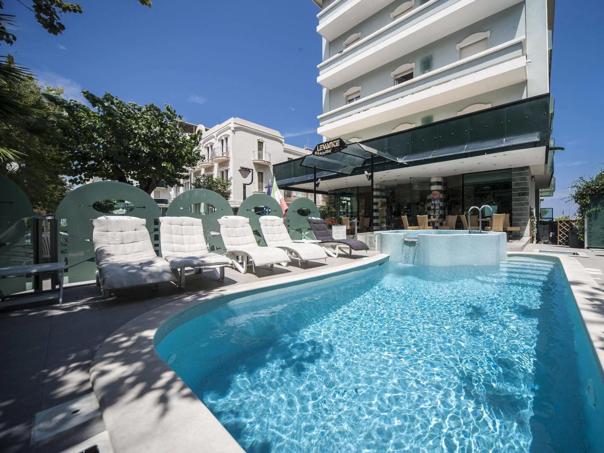 Hotel Levante Rimini Eksteriør bilde